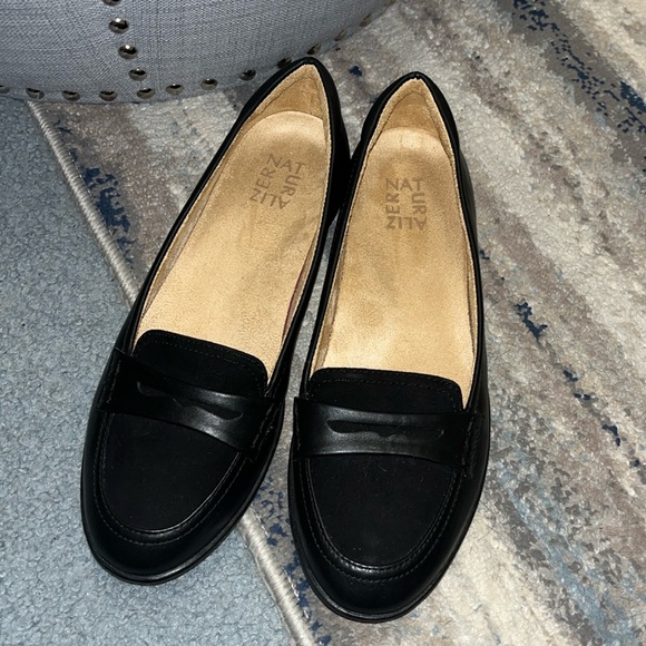 NWOT Naturalizer Women Finley Loafer Flat - Picture 2 of 10